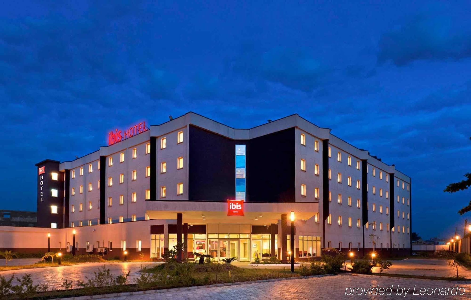 Ibis Lagos Airport Ikeja Buitenkant foto